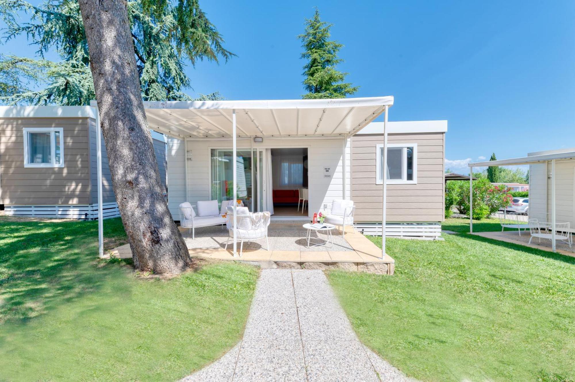 San Benedetto Camping Relais Peschiera del Garda Exterior photo