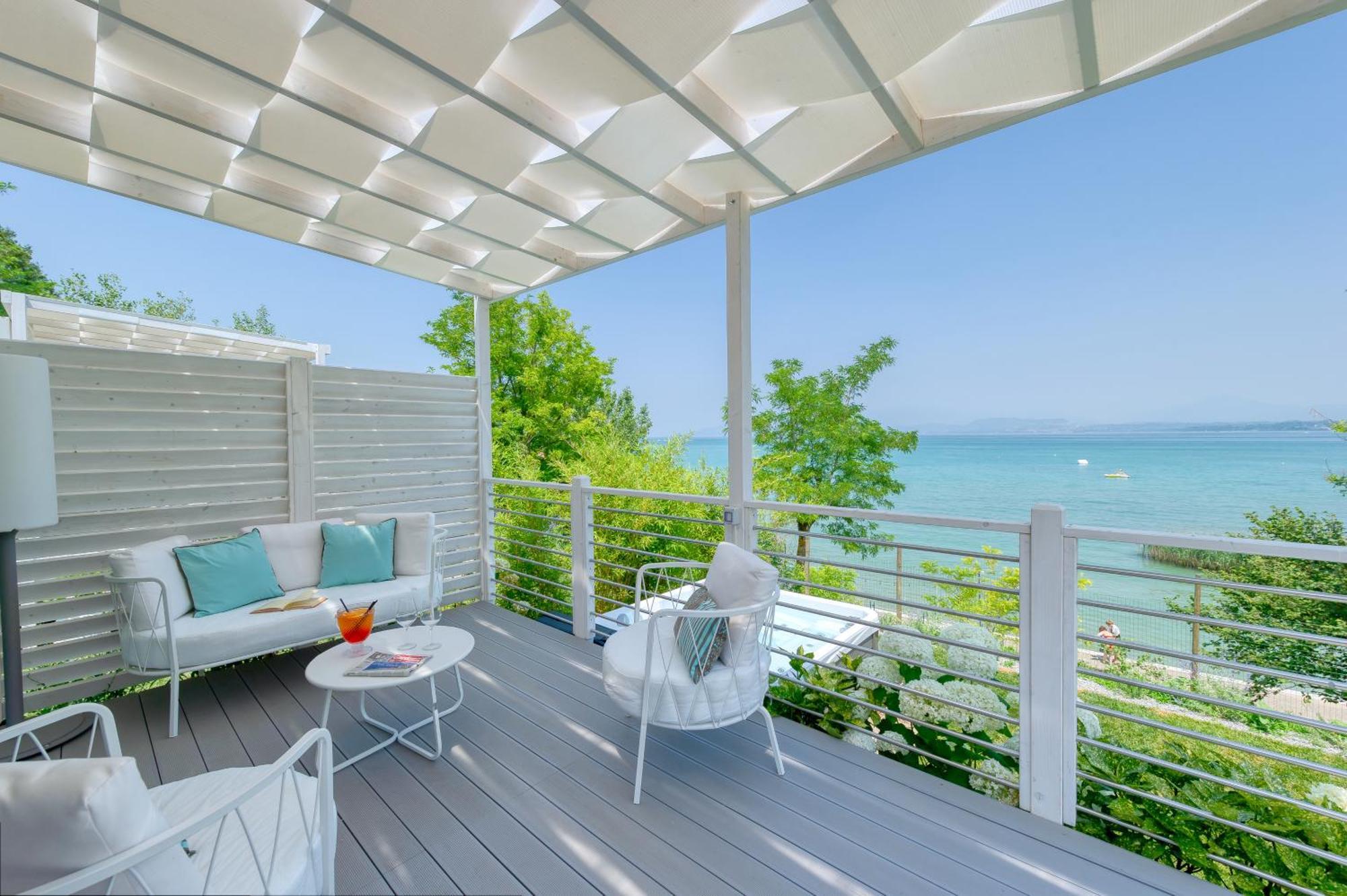 San Benedetto Camping Relais Peschiera del Garda Exterior photo