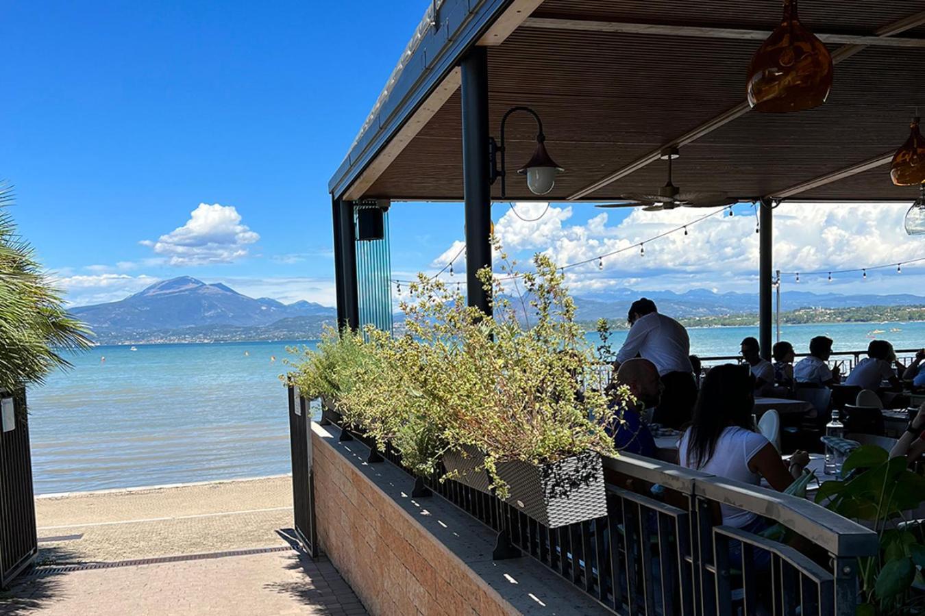 San Benedetto Camping Relais Peschiera del Garda Exterior photo