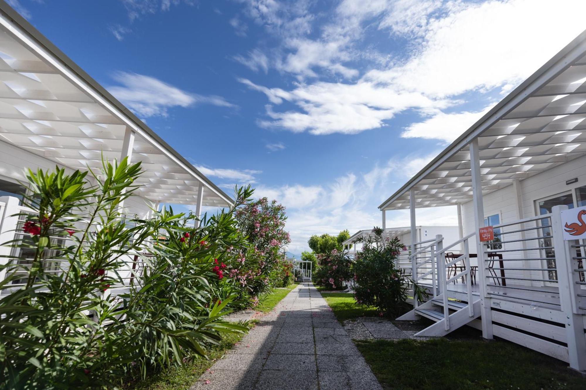 San Benedetto Camping Relais Peschiera del Garda Exterior photo