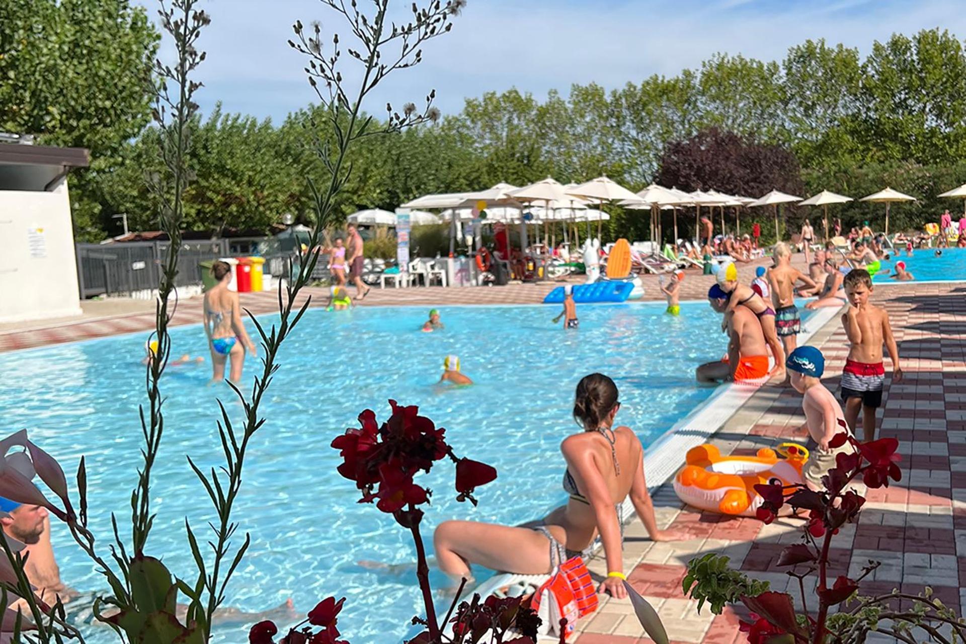 San Benedetto Camping Relais Peschiera del Garda Exterior photo
